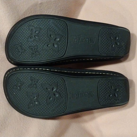 Alegria Women's Iridescent Floral Love Liberty Slip On Mules/Clogs Sz 37 (7-7.5) - Picture 7 of 9